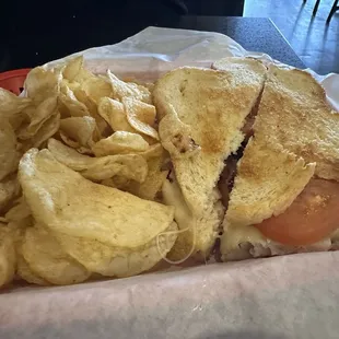 Turkey melt with chips
