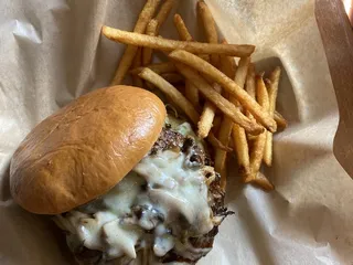 Malloy’s Bar & Grille