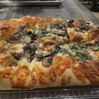Mushroom Pizza - Roman