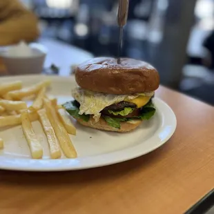 No Toro Burger with an egg