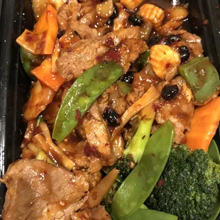 Hunan beef. Just a hint of heat.