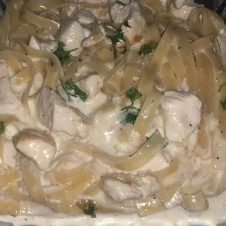 Fettuccine Chicken Alfredo