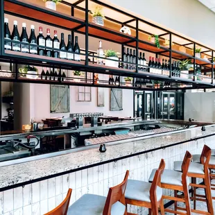 sushi and sashimi, interior