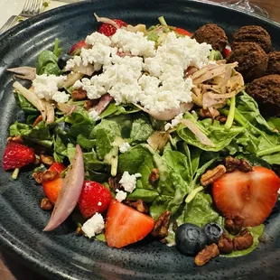 Summer Spinach Salad