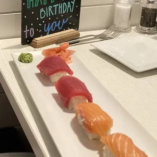 Tuna Nigiri