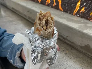 Abu Omar Gyros & Shawarma