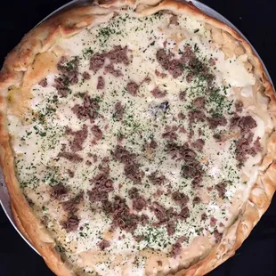 Philly Cheesesteak Stuffed Pizza