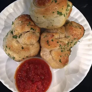 Garlic Knots