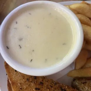Delicious clam chowder