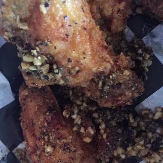 Butter Garlic Wings (8)