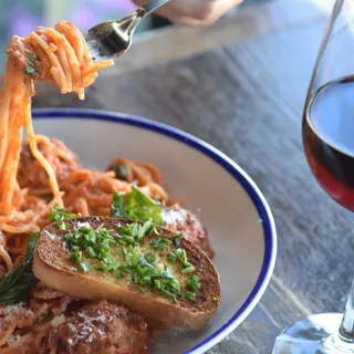 Spaghetti  Meatballs