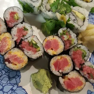 Toro & Onion Roll