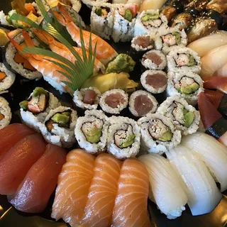 Sushi Party Tray Medium - Nigiri Combo