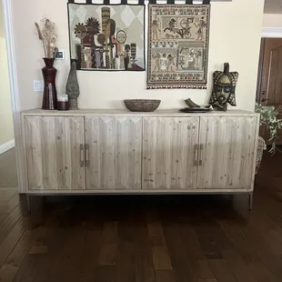 Found this sideboard and fell in love!