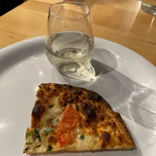 Margarita flatbread w/ Chardonnay