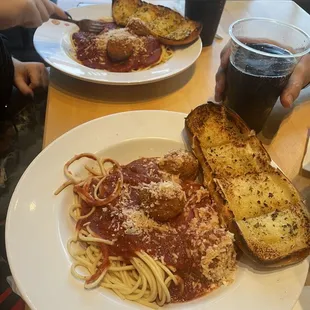 Spaghetti and meatballs