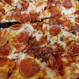 Bacon double pepperoni.