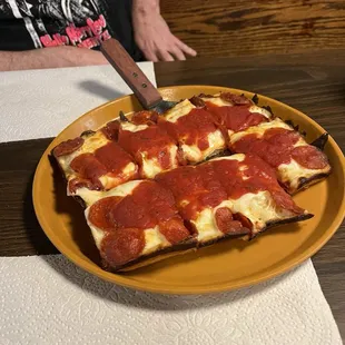 Medium Sicilian pepperoni