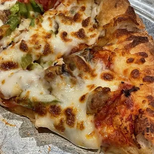 Works Pizza hand tossed