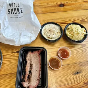 Brisket, banana pudding, Mac n cheese