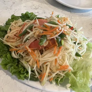 25. Som Tum (Papaya Salad)