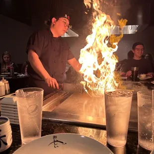 Hibachi grill