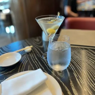 Dry martini