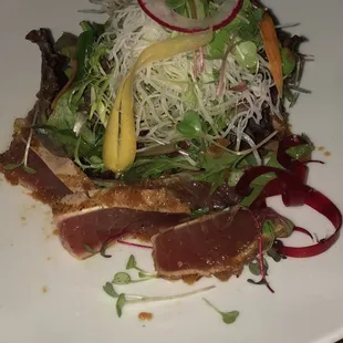 Seared Tuna Salad