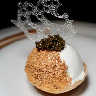 vanilla miso tart w/ caviar @hei02miyachi on ig