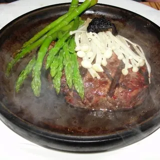 Tenderloin of Beef Toban Yaki