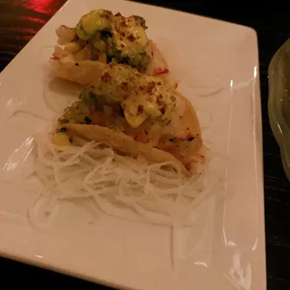 Nobu Style Sashimi Tacos