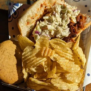 Pulled NoPork Sandwich - Full Meal