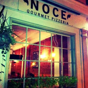 Exterior view of Noce Gourmet Pizzeria