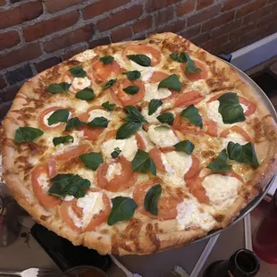 Margarita Pizza! Very good!