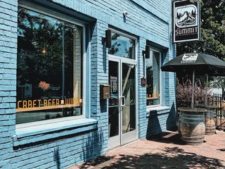The Summit Beer Shop