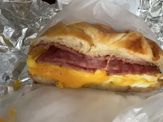 7th St Ny Deli