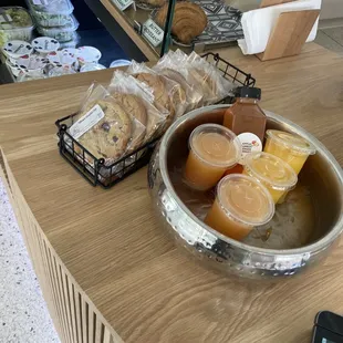 Cookies and juices