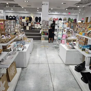 @No'eau Designers; 5/11/2024. Inside a Sm. portion of this Cool &amp; Nice Hawaiian No'eau Designers Store. I'll be back, definitely!! 5*****