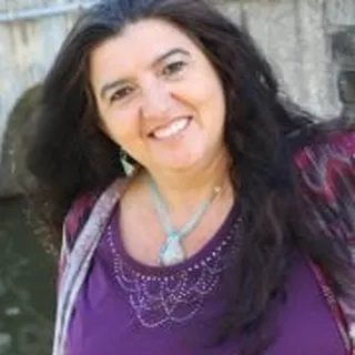 Maryanne H.
