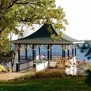 The Boathouse Gazebo at Noeremberg