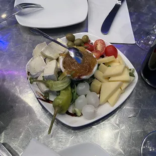 2 Cheese Plate Dinner