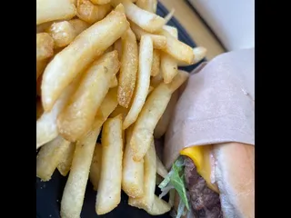 Tam’s Burger