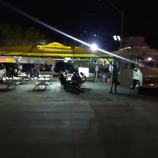 Estacionamiento más amplio!!!!!!!