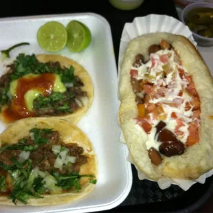 Tacos de cabeza y lengua. Nogales hot dog especial!!