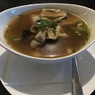 Classic Tom Yum*