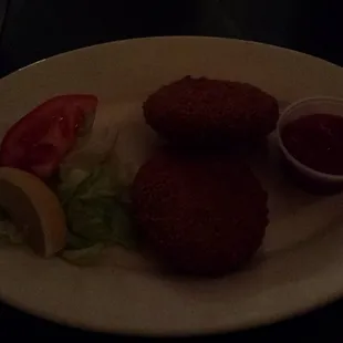 Crab cake dinner