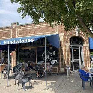 and there&apos;s plenty of outdoor seating for the warmer weather months.