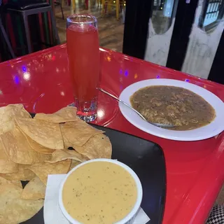 Cajun Queso and Chips