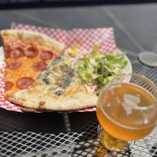 Lunch special: two slices, salad and drink.
