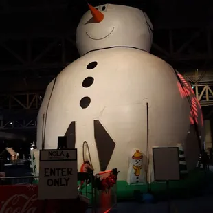 Giant Snowman to play in